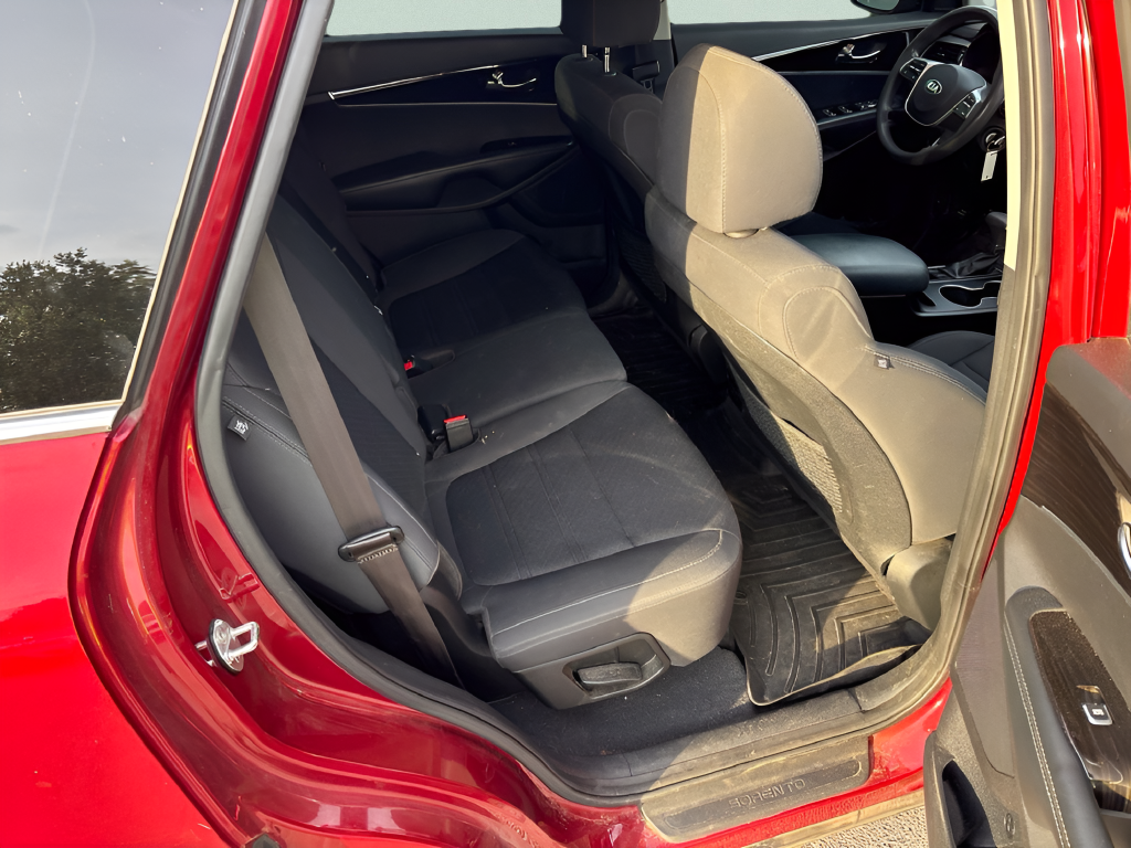 Used 2020 Red Kia LX image 11