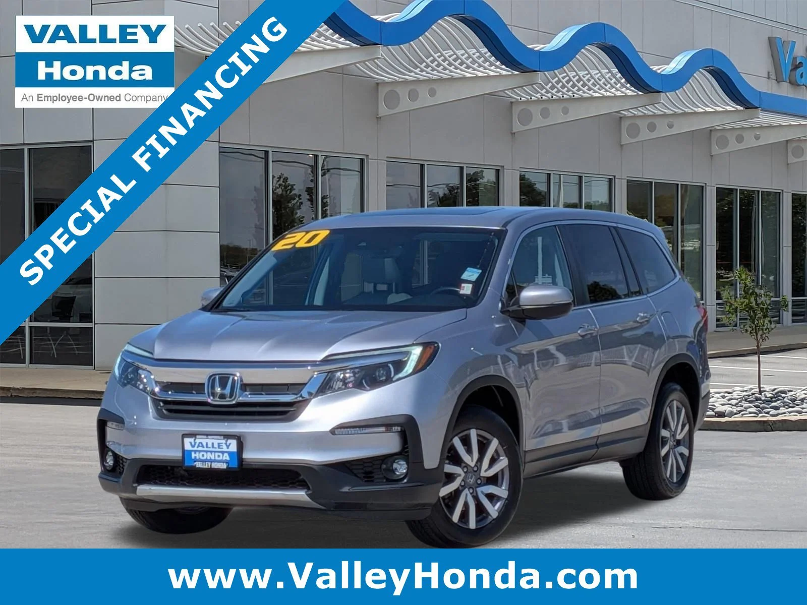 2020 Honda Pilot 4WD EX-L w/Navi & RES's photo