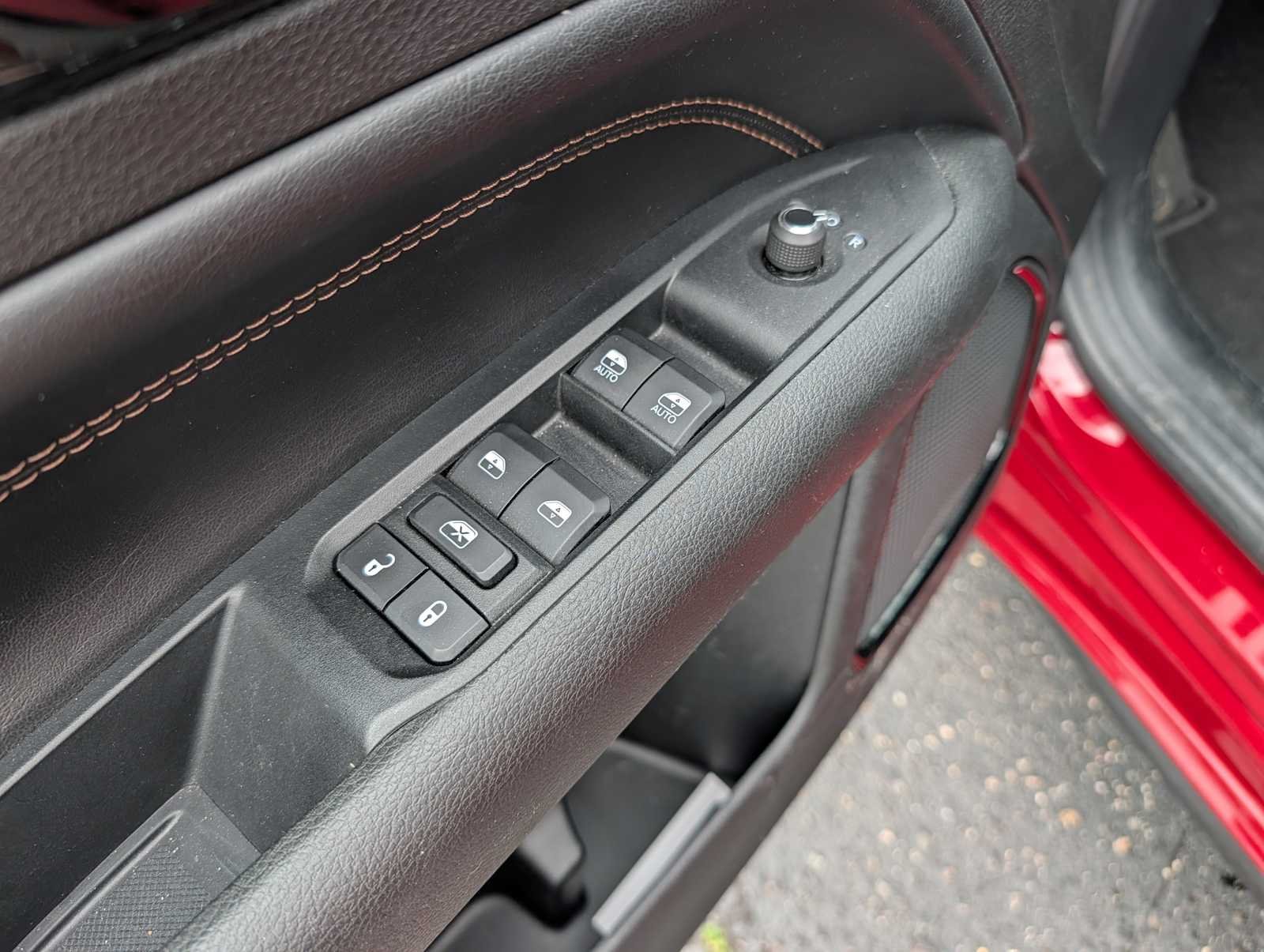 Used 2022 Redline Pearlcoat Jeep (RED) Edition image 12