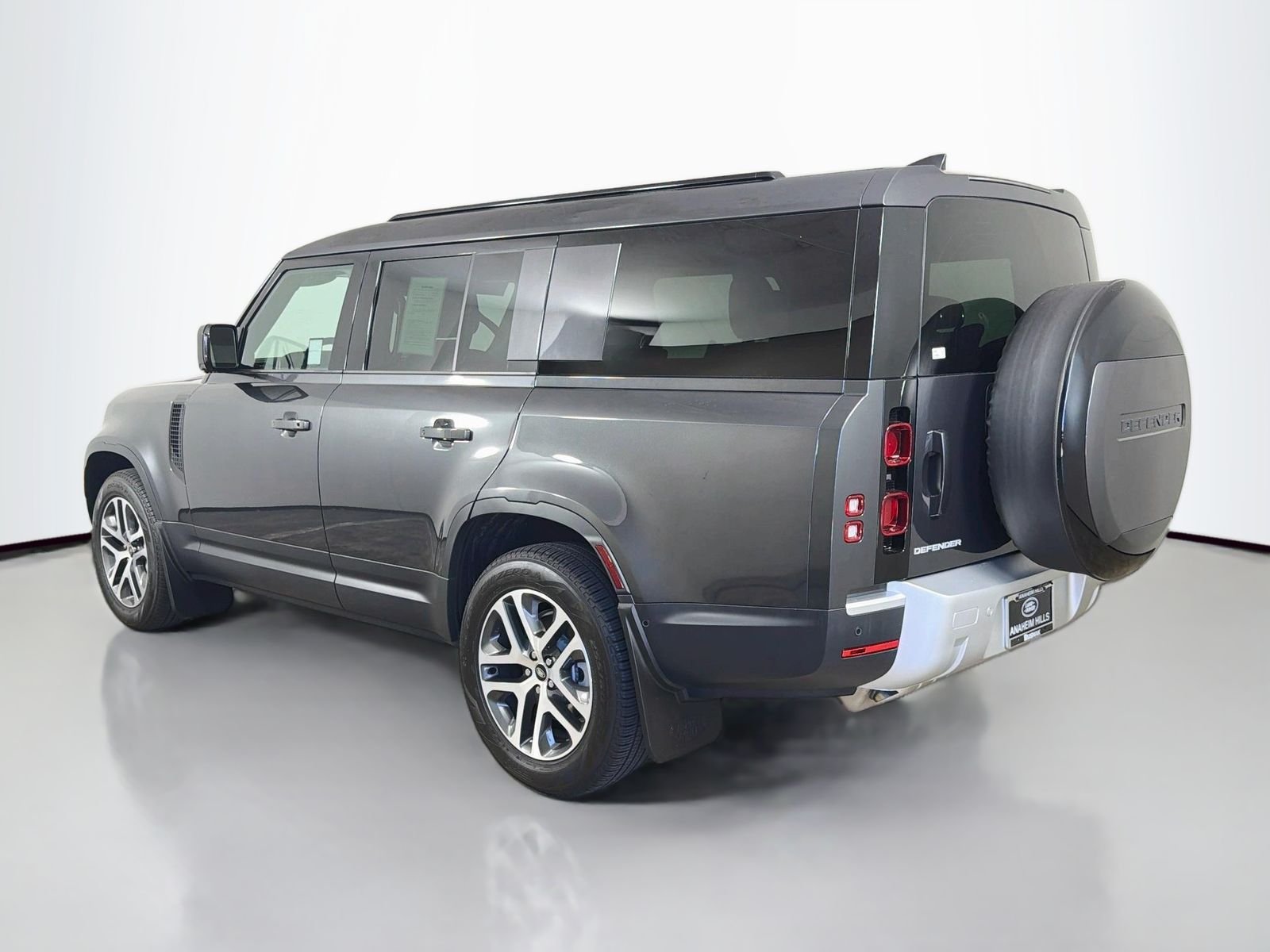 Certified Used 2025 Carpathian Gray Premium Metallic Land Rover S image 3