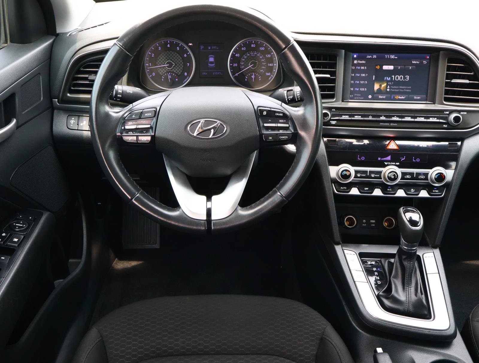Used 2019 Quartz White Pearl Hyundai Value Edition image 8