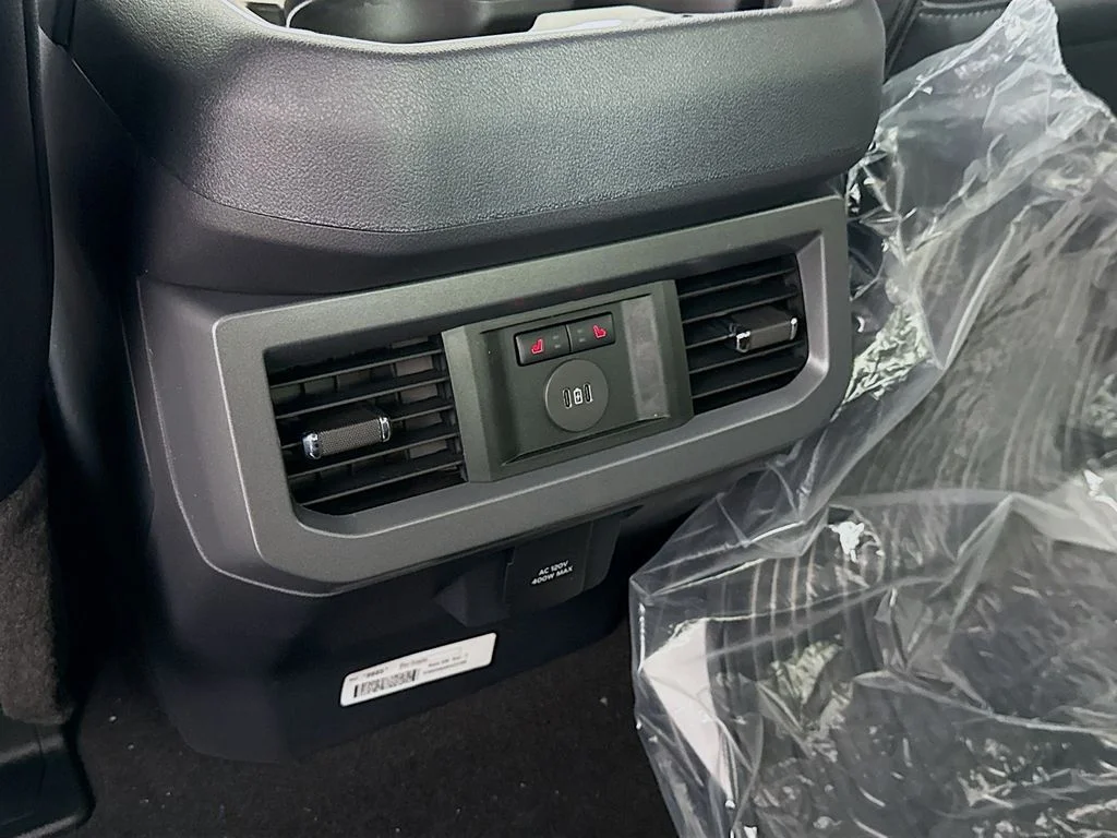 New 2026 Carbonized Gray Metallic Ford F-250® Lariat® image 27