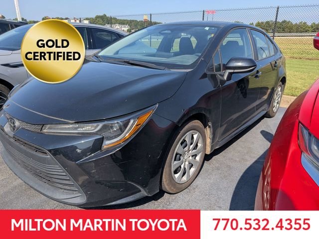 Used 2023 Black Toyota LE image 5