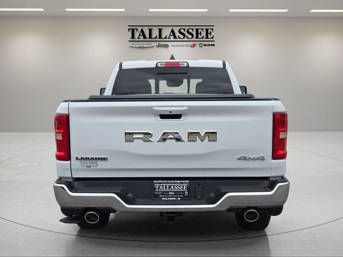 2026 RAM 1500 Laramie - Photo 8