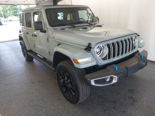 Used 2024  Jeep Sahara 4xe image 1