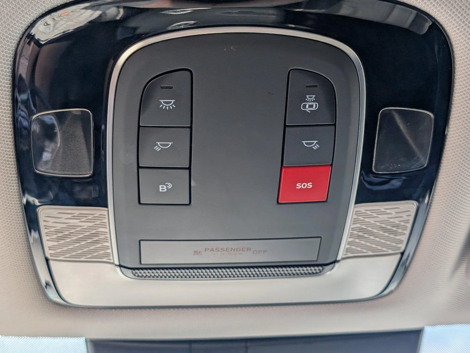 Used 2025 Abyss Black Pearl Hyundai SEL image 21
