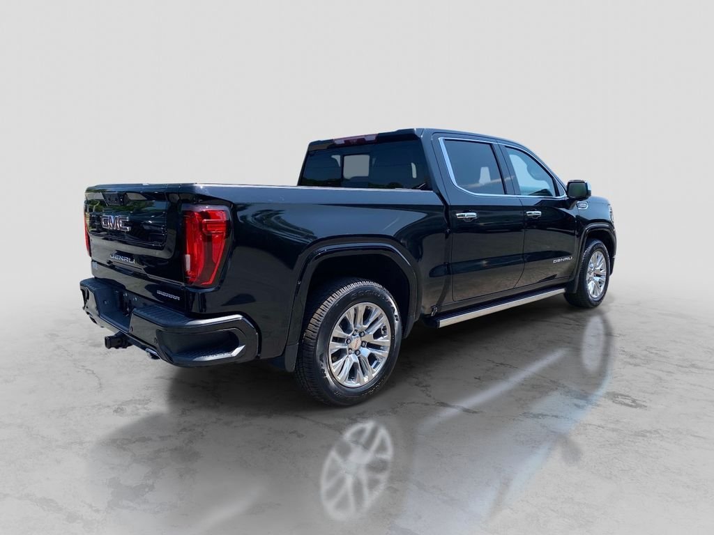 Used 2023 Black GMC Denali image 9