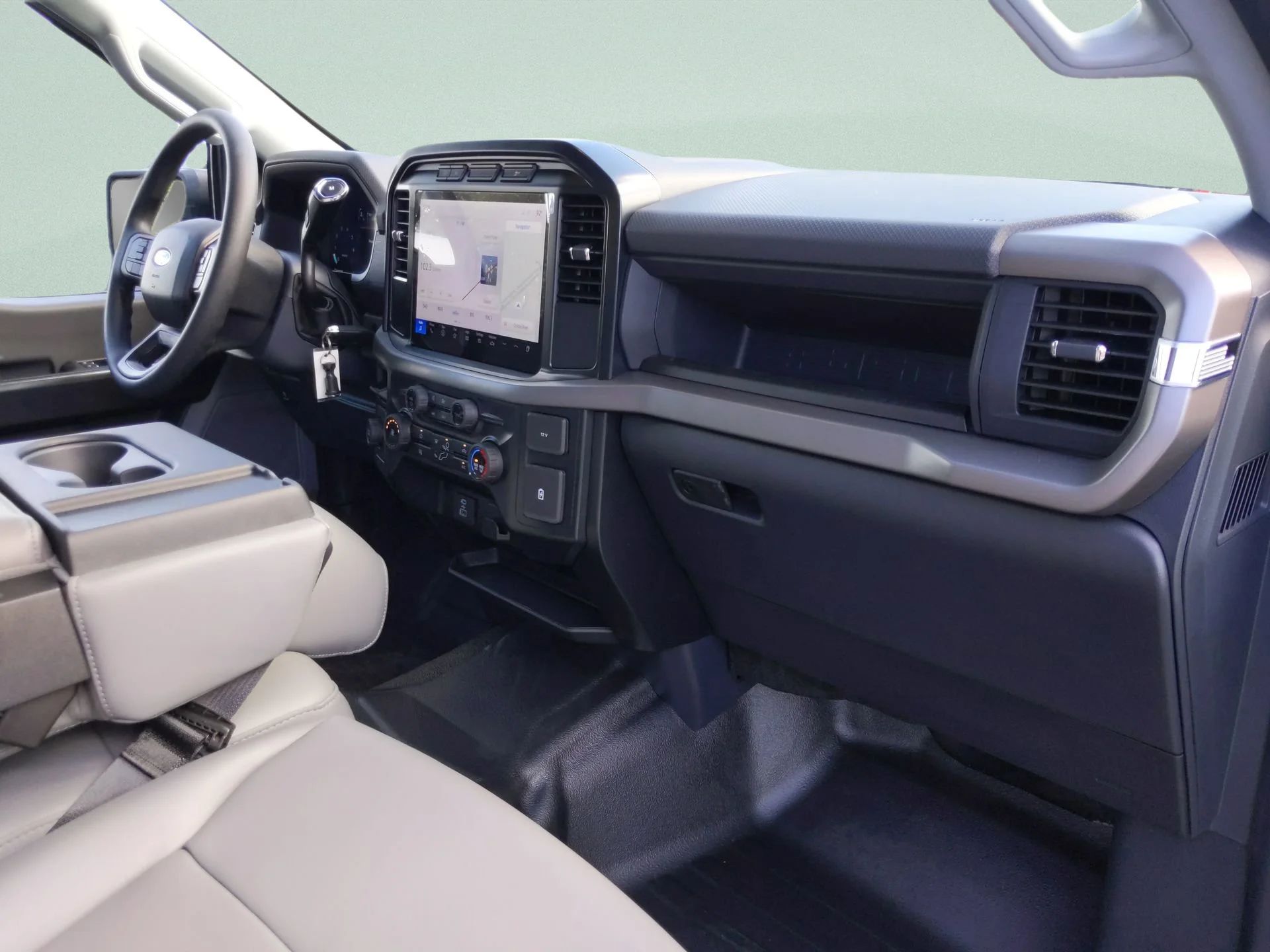 Used 2024 Oxford White Ford XL image 11