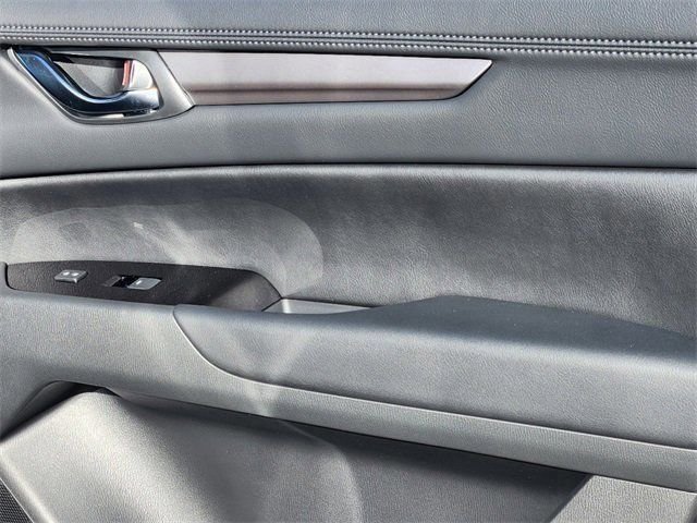 2025 Mazda CX-5 S Preferred package - Photo 14