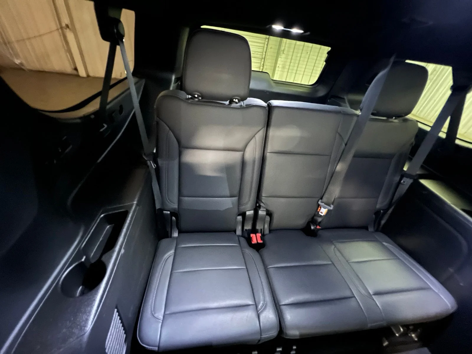 Used 2022 Gray Chevrolet Z71 image 21