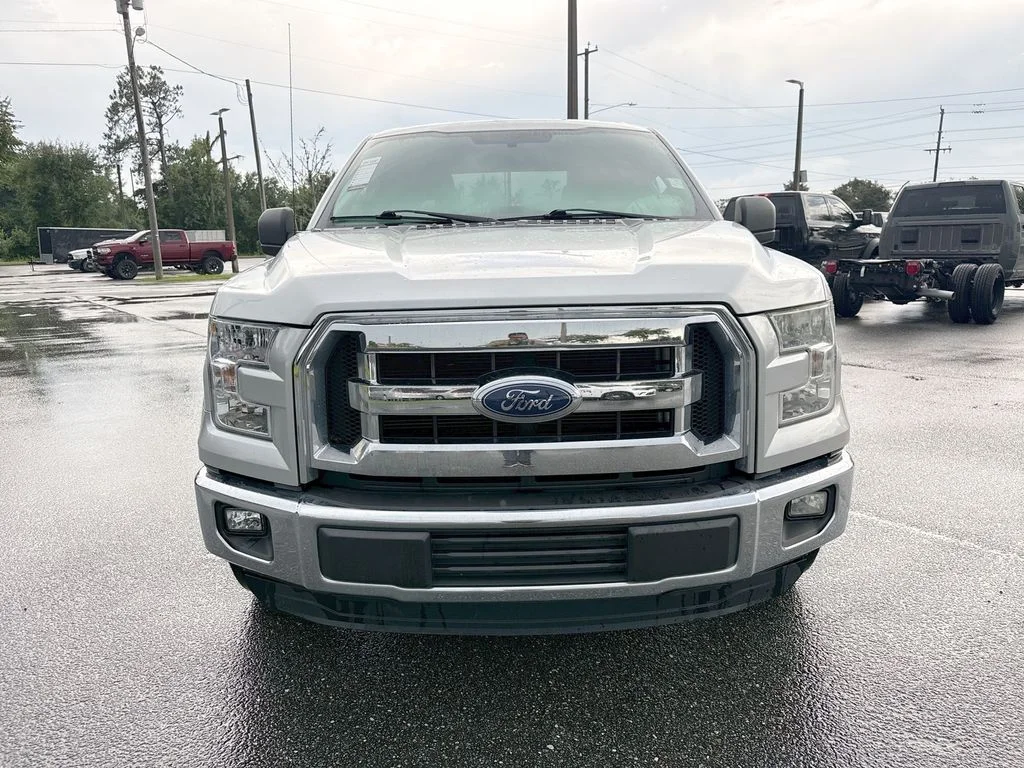 Used 2015 Ingot Silver Ford XLT image 6