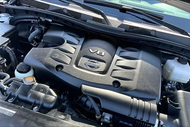 Used 2024 Silver Nissan SV image 28