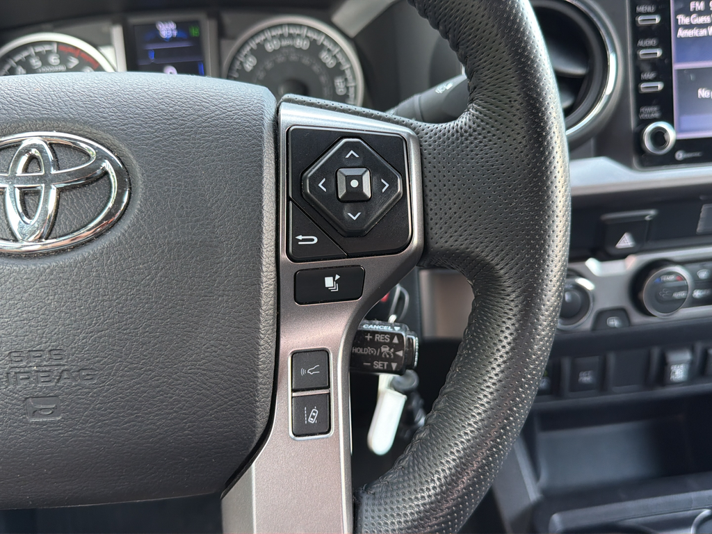 Used 2022 Blue Toyota SR5 image 16