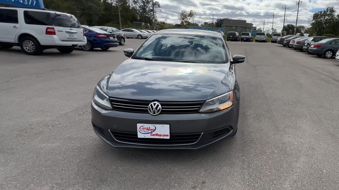 2013 Volkswagen Jetta SE photo 3