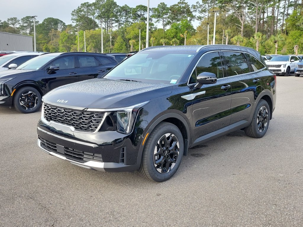 New 2026 Ebony Black Kia S image 3