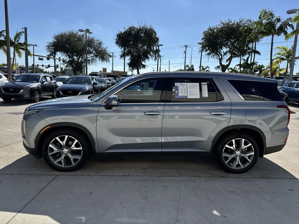 Used 2020 Silver Hyundai SEL image 11