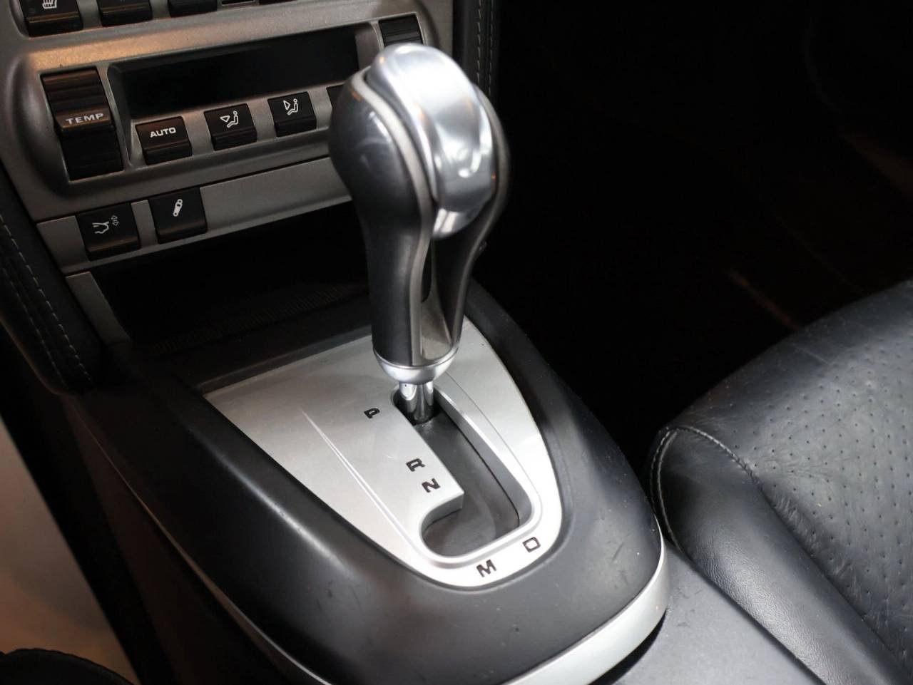 Used 2005 Seal Grey Metallic Porsche Carrera S image 26