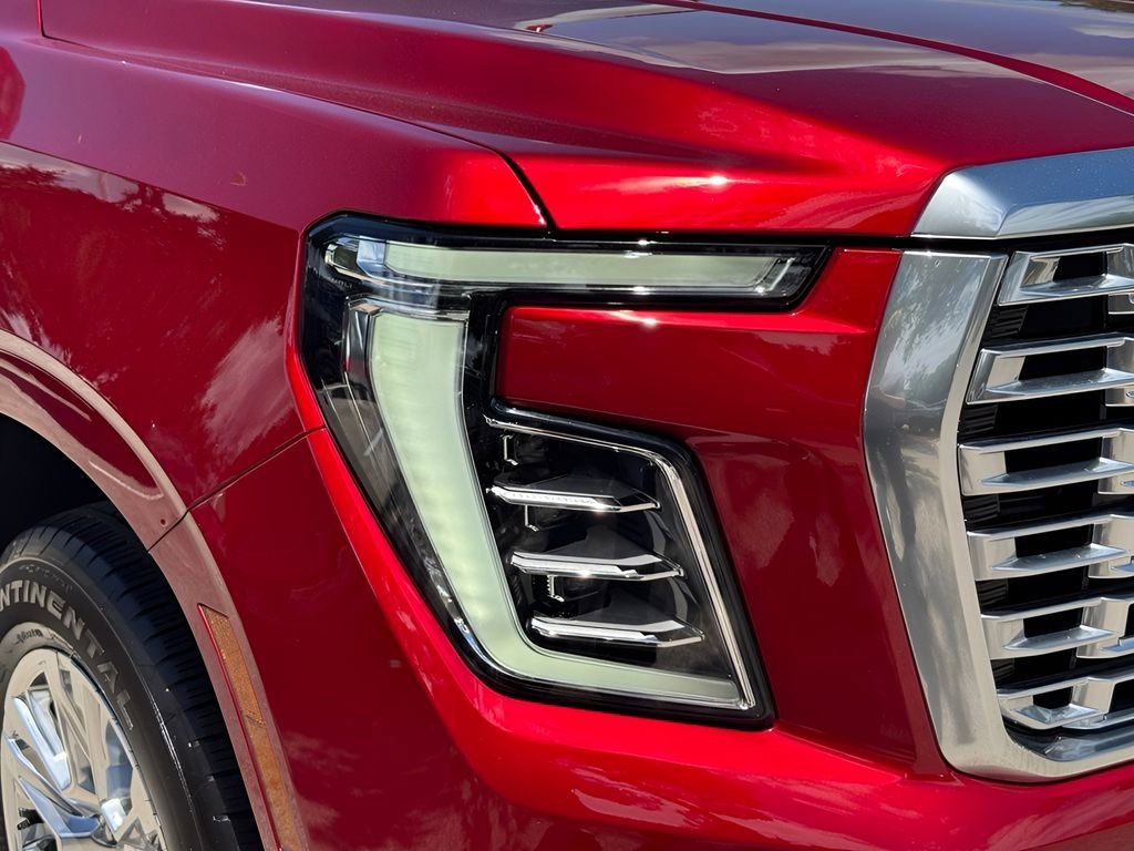 Used 2025 Volcanic Red Tintcoat GMC Denali image 9