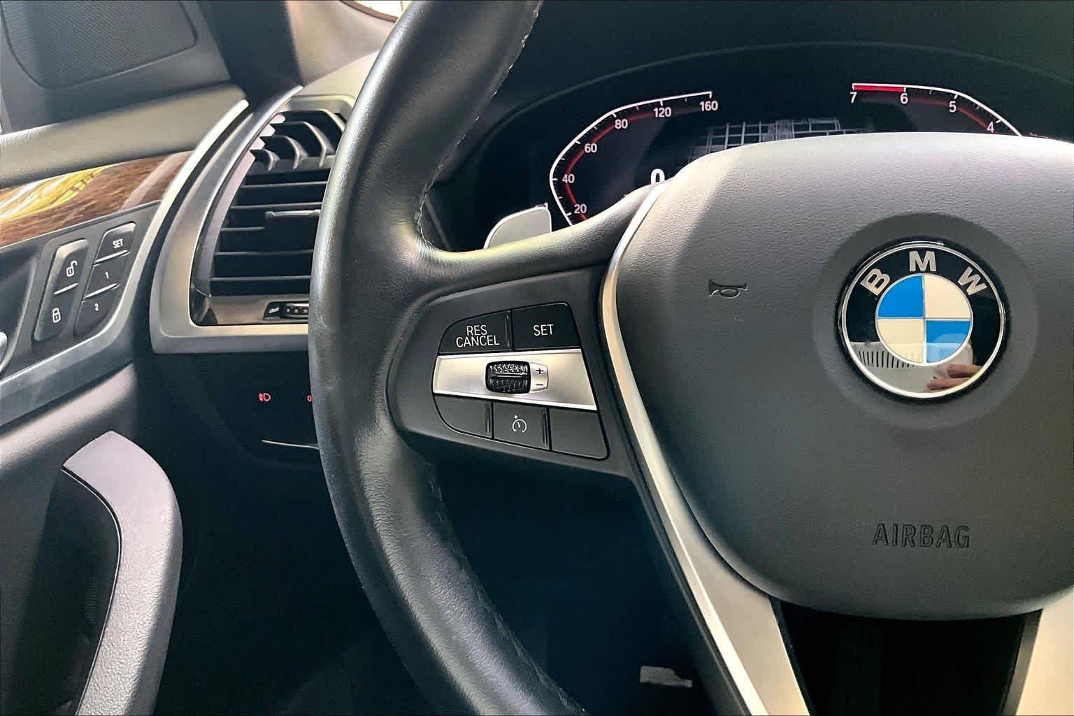 Used 2021 Alpine White BMW sDrive30i image 23
