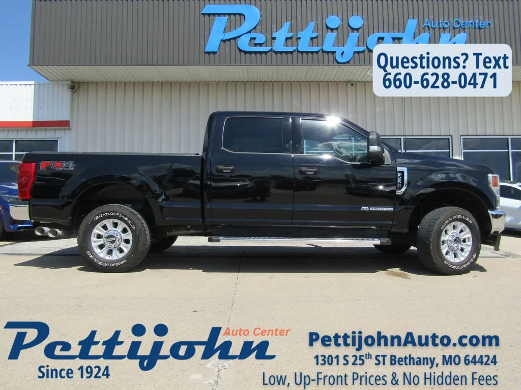 Used 2022 Black Metallic Ford XLT image 2