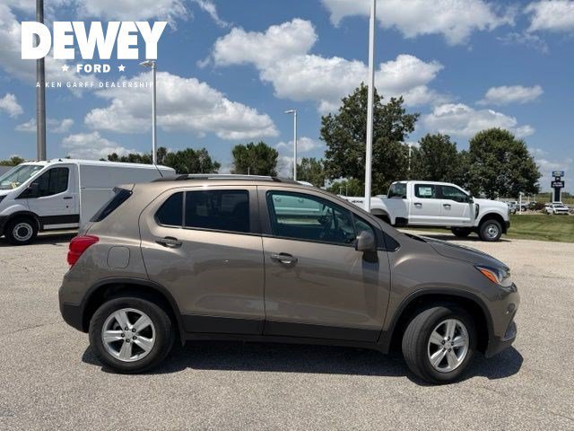 Used 2022 Stone Gray Metallic Chevrolet LT image 8