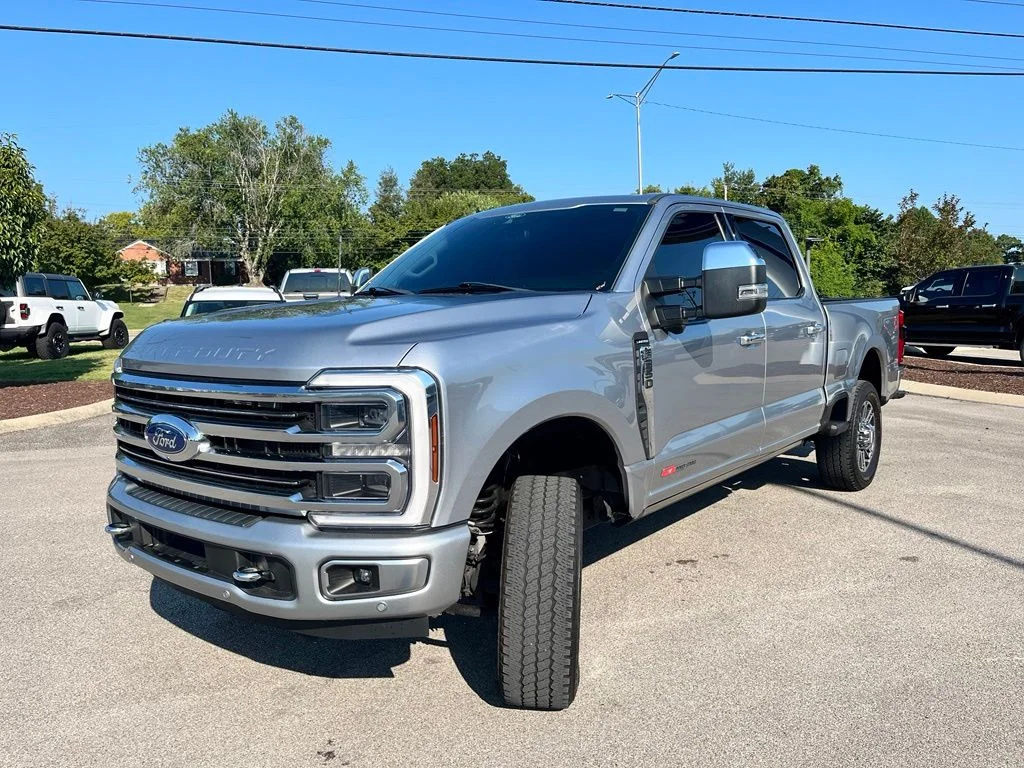 Used 2024 Silver Ford Limited image 3
