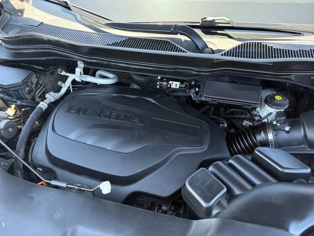Used 2022 Black Honda Sport image 9