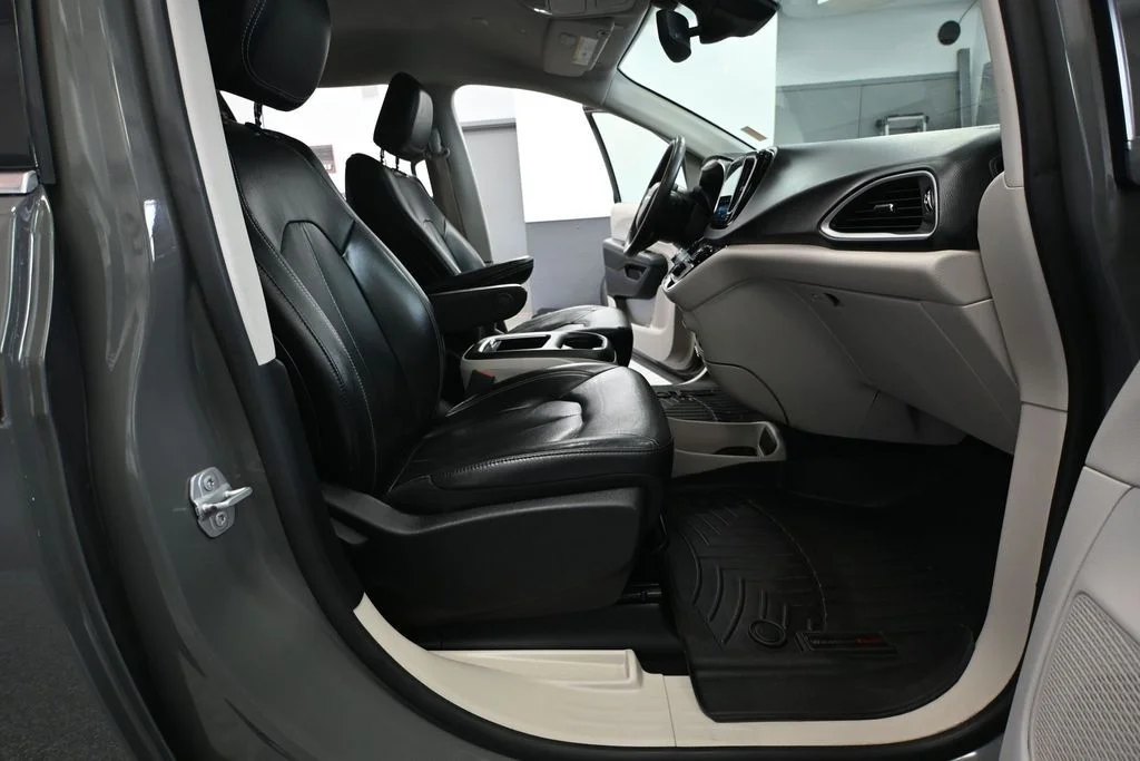 2022 Chrysler Pacifica Touring L - Photo 48