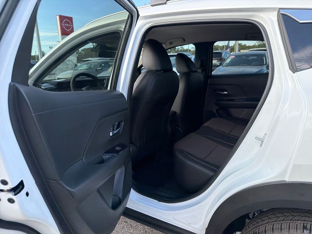 New 2026 Nissan Kicks SR 4D Sport Utility