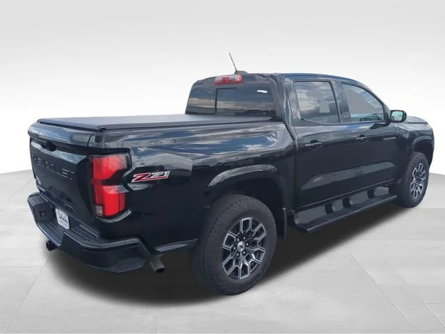 Used 2023 Black Chevrolet Z71 image 6