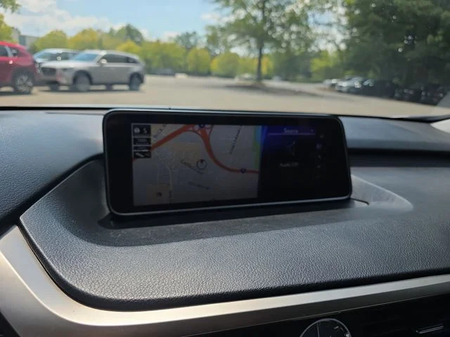 Used 2017  Lexus 350 image 16