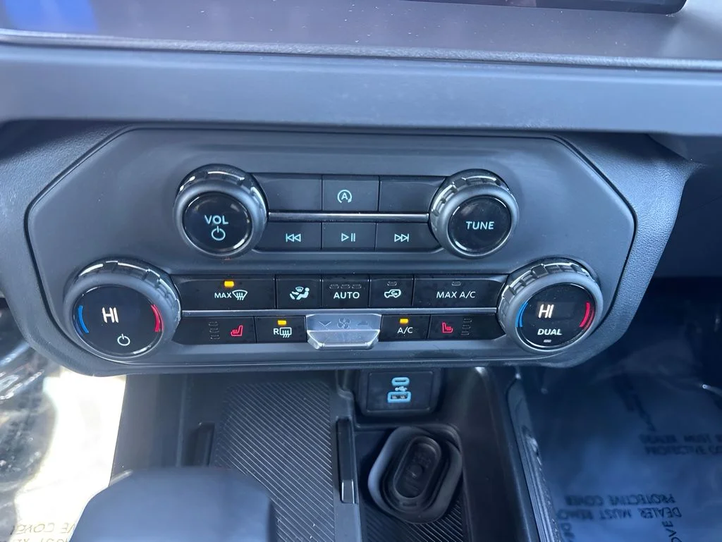 Used 2025 Gray Ford Big Bend image 21
