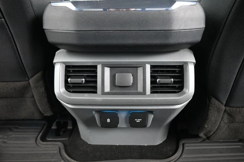Certified Used 2022 Black Ford Lariat image 22