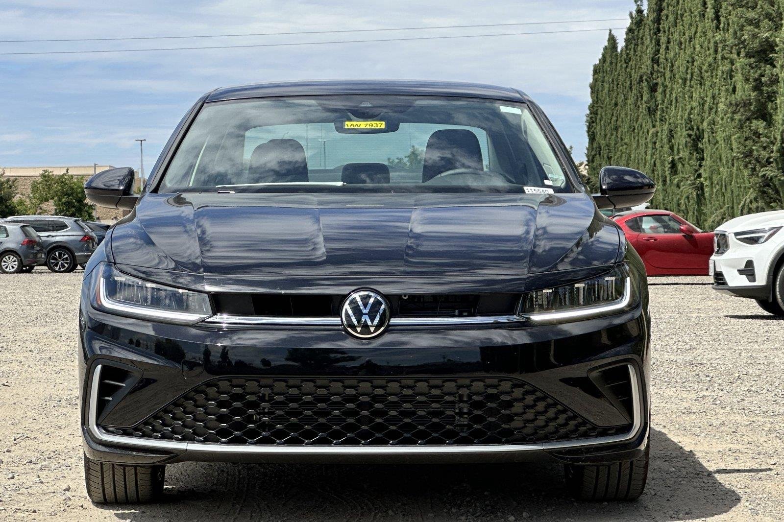 New 2026 Deep Black Pearl Volkswagen SE image 9