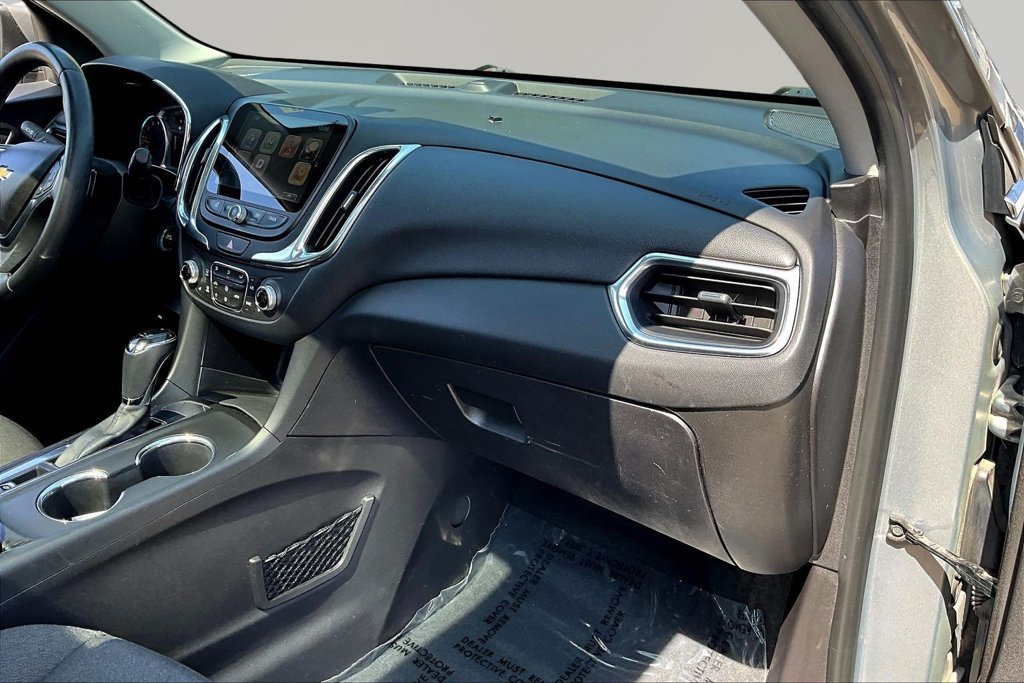 Used 2018 Gray Chevrolet LT image 27