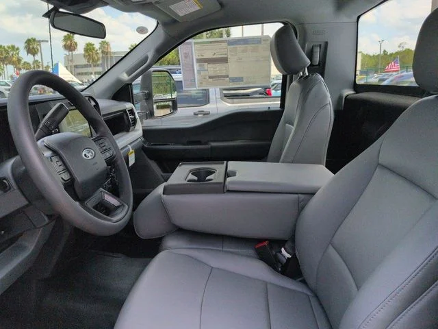 New 2026 Oxford White Ford F-250® XL image 14
