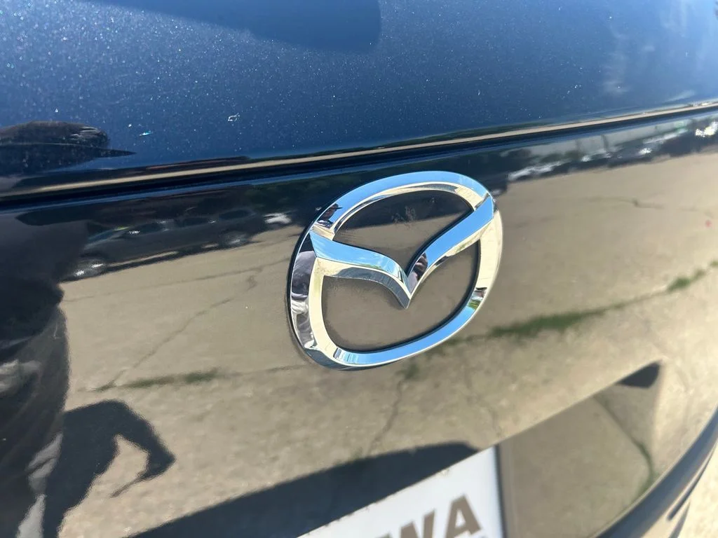 Used 2025 Black Mazda Preferred image 40