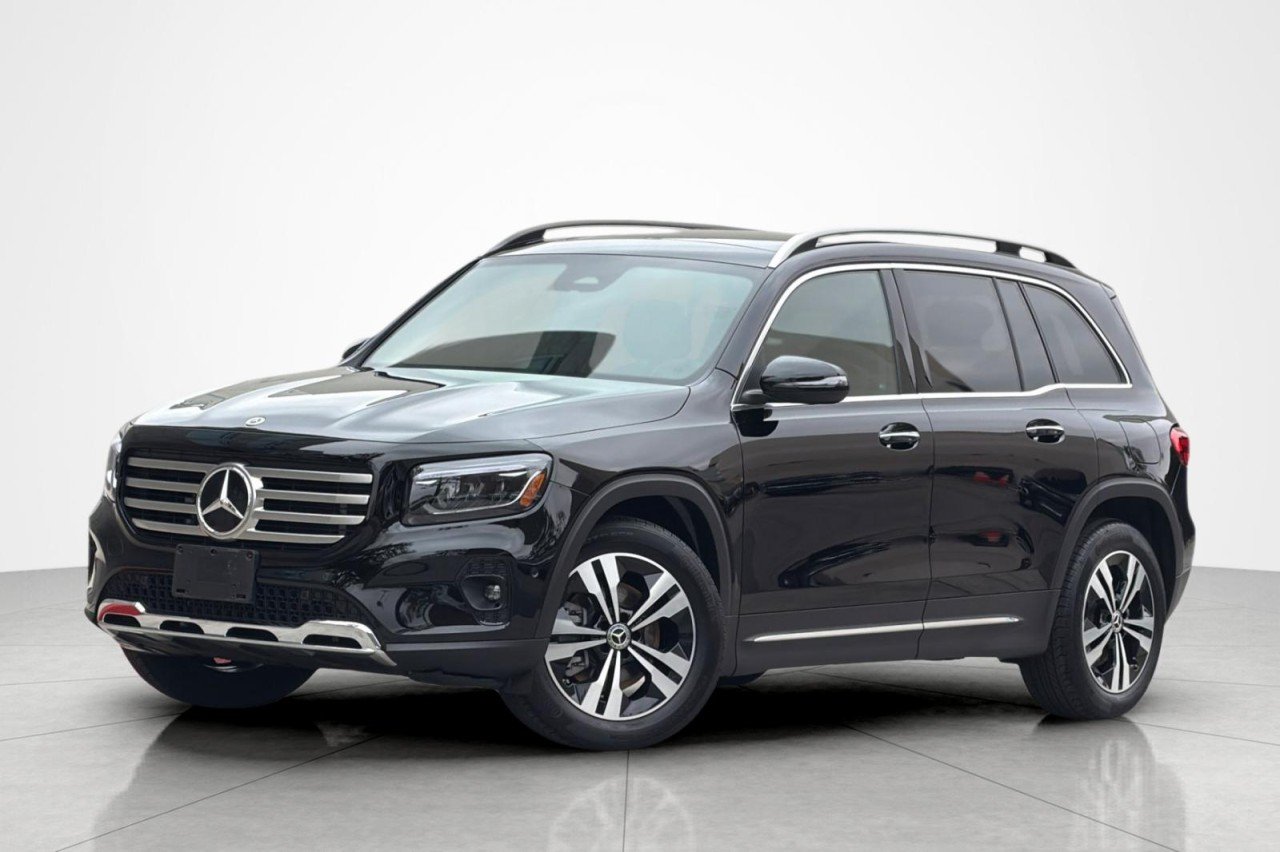 2026 Mercedes-Benz GLB GLB 250's photo