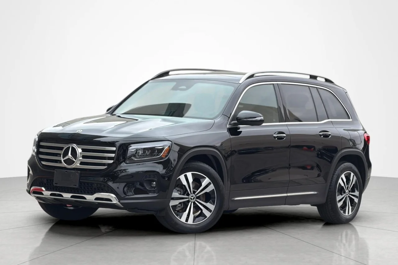 2026 Mercedes-Benz GLB GLB 250's photo