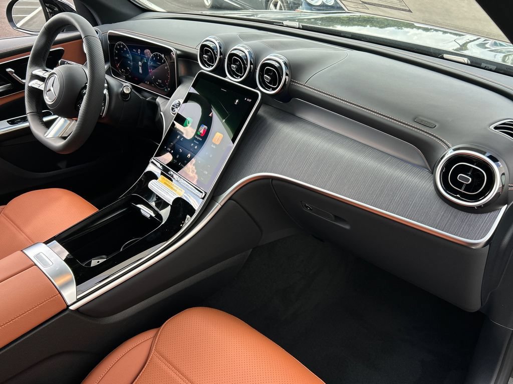 New 2027 Black Mercedes-Benz GLC 300 image 63