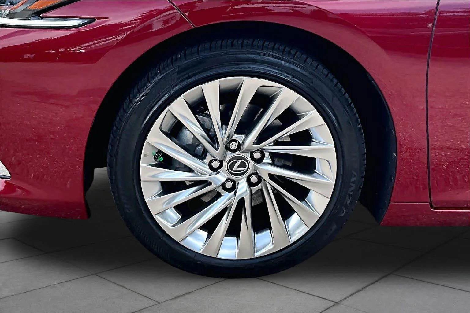 Used 2019 Matador Red Mica Lexus Ultra Luxury image 11