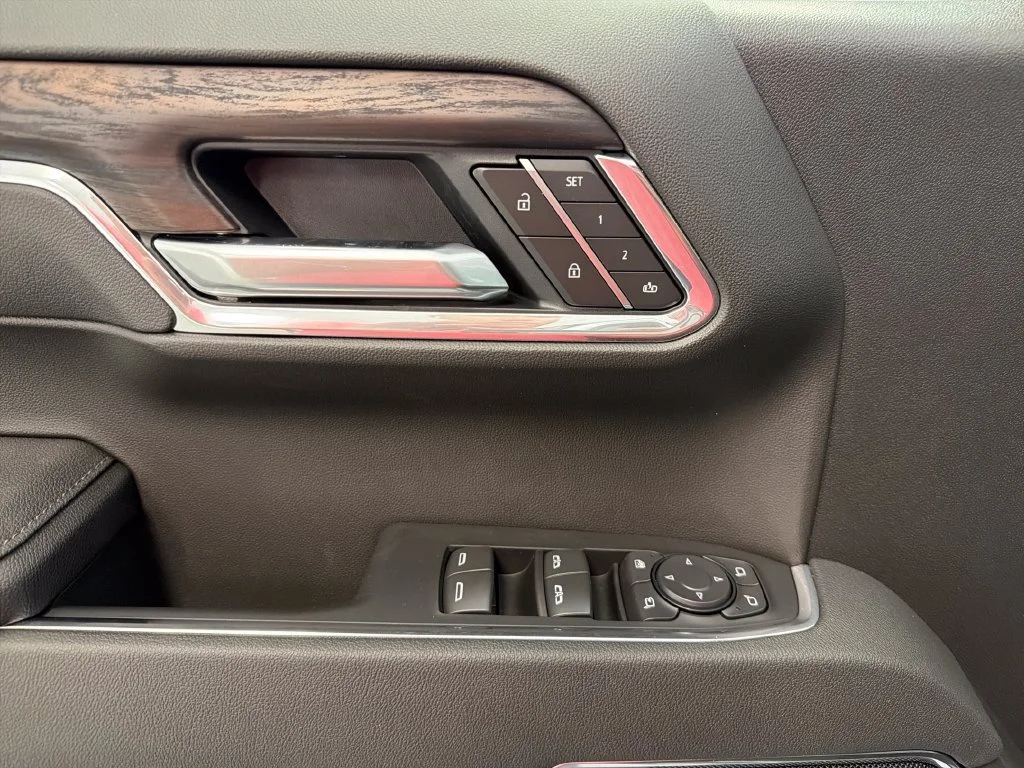 New 2026 Glacier White Tricoat GMC SLT image 12