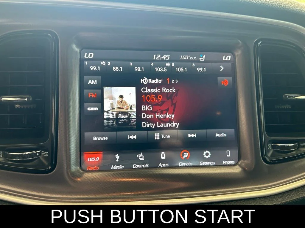 Used 2019 Gray Dodge SXT image 9