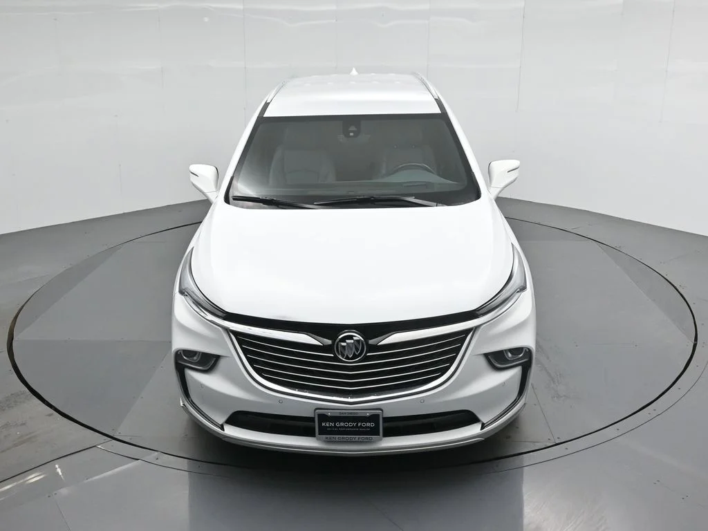 Used 2024 White Buick Premium Group image 41