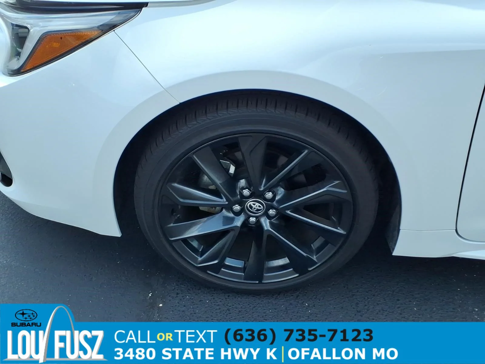 Used 2024 Ice Toyota XSE image 30