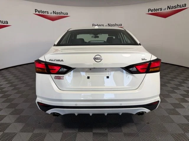 Certified Used 2024 White Nissan 2.5 SL image 26