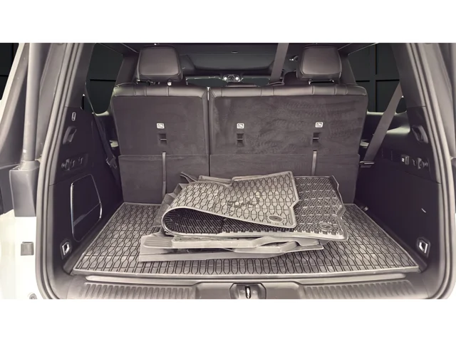 Used 2024 Bright White Clearcoat Jeep Base image 27