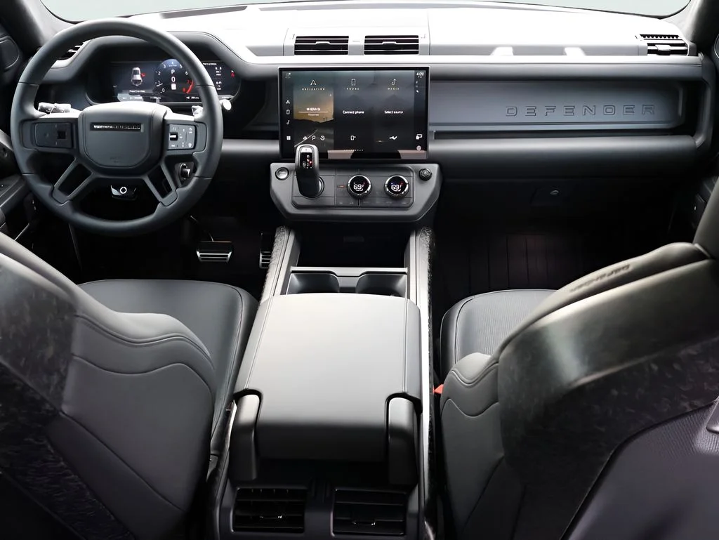 2026 Land Rover Defender OCTA - Photo 19