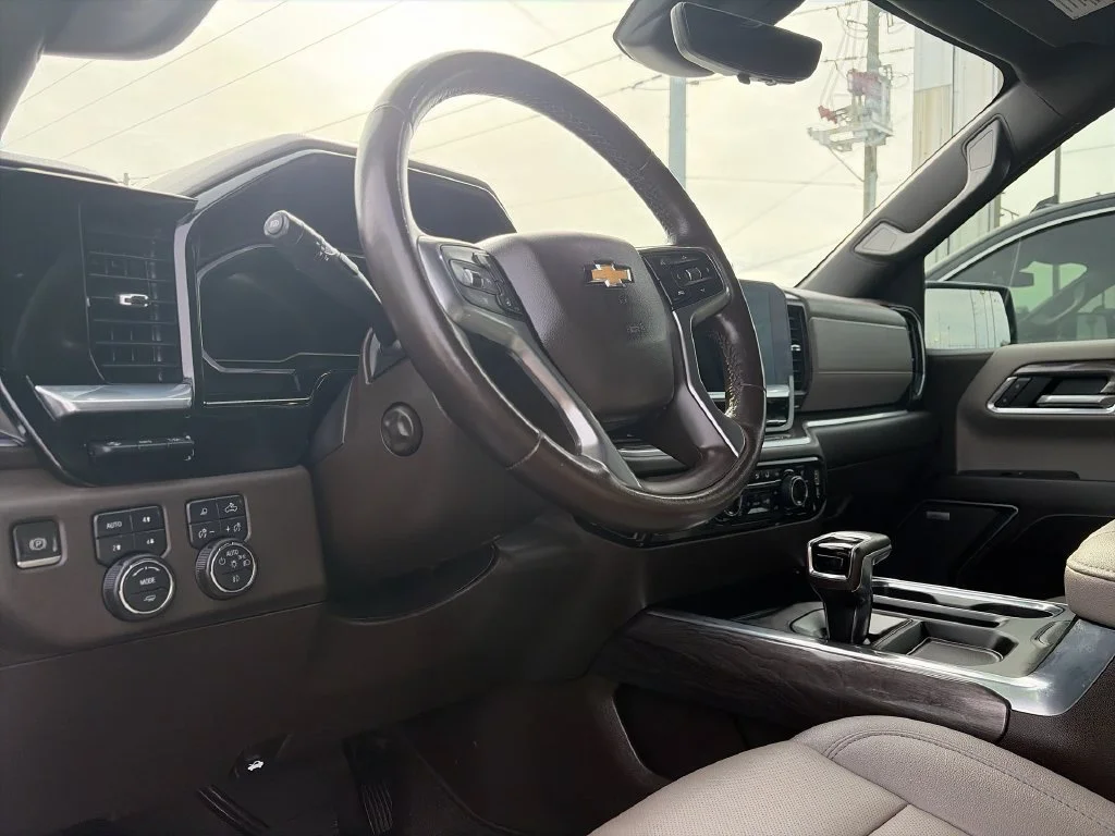 2022 Chevrolet Silverado 1500 LTZ - Photo 18
