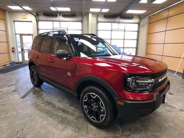 New 2025 Ruby Red Metallic Tinted Clearcoat Ford Outer Banks® image 1